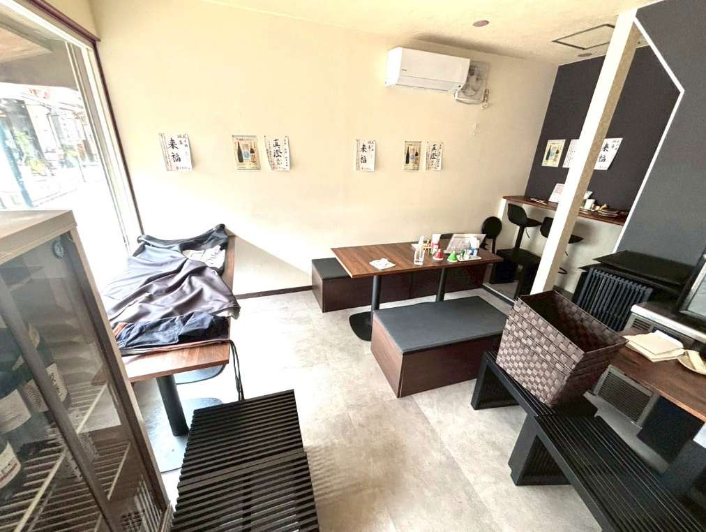 【大阪府茨木市】JR京都線茨木駅徒歩3分／春日商店街に面する／焼鳥居抜き物件／18.15坪